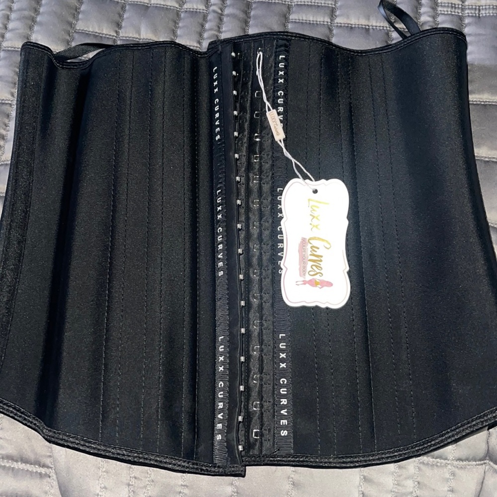 Waist trainer